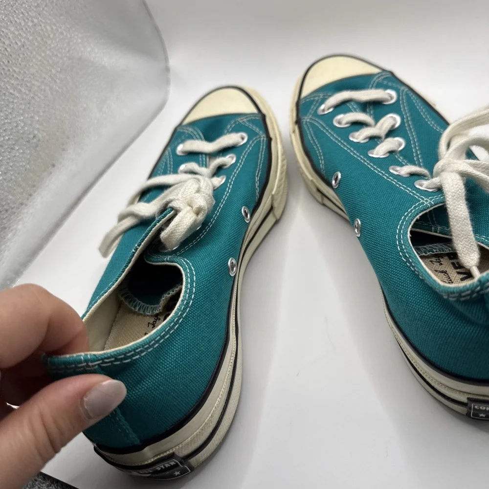 Converse product pair